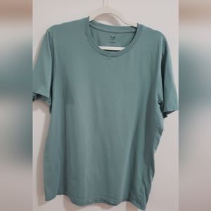 Uniqlo 100% Supima Cotton Men's Size Large Top